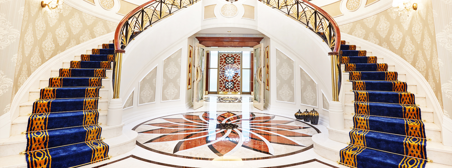 Mermerin Zirvesinde 40 Yıllık İmza: TENOKA